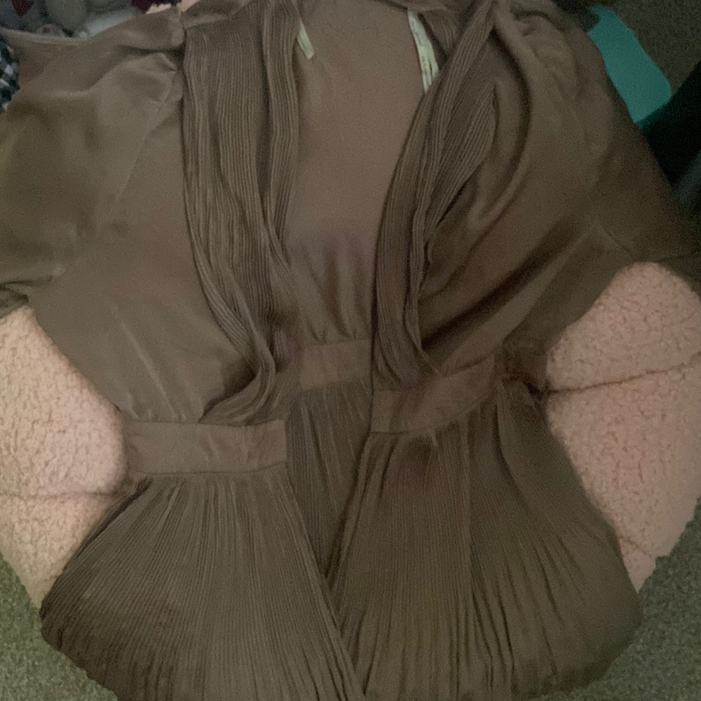 Size M, silk cardigan